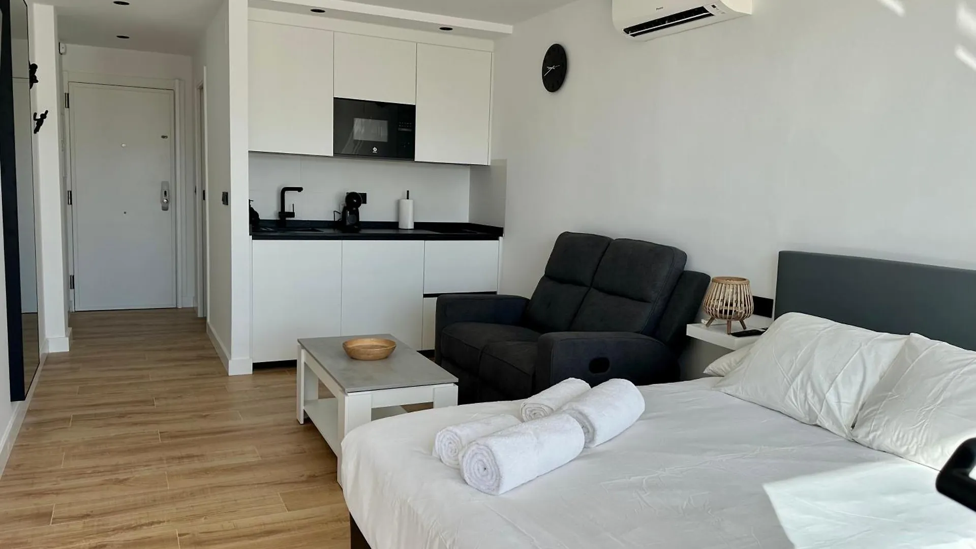 Apartamento Bambu Torre Del Mar Apartment